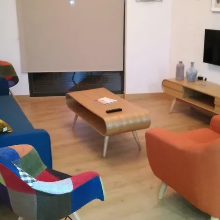 Apartamento Zarate I דירה *
